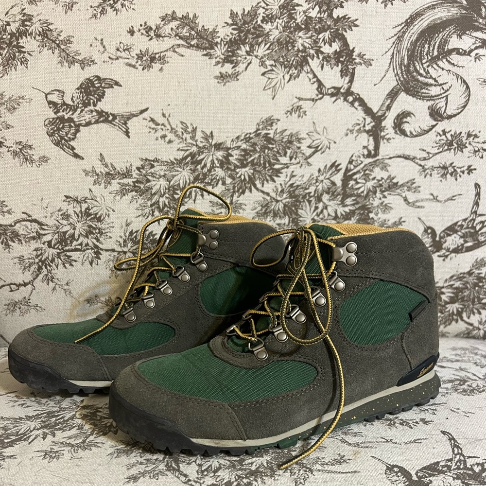 Danner Jag Oregon State Park Women’s hiking boots